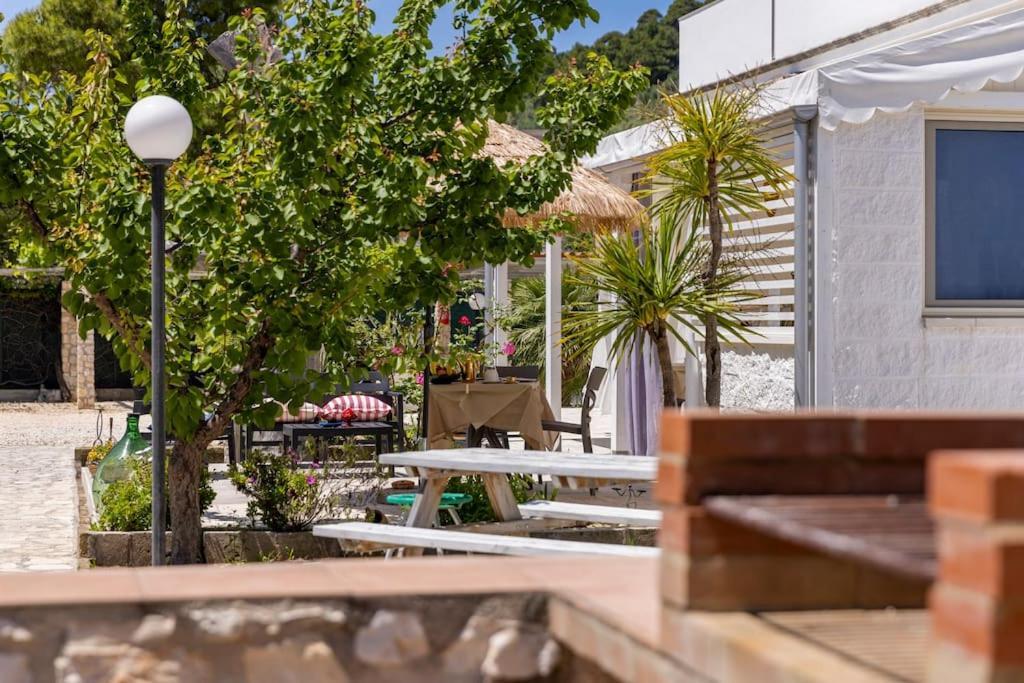 Villa Soleanna Residence ヴィエステ エクステリア 写真