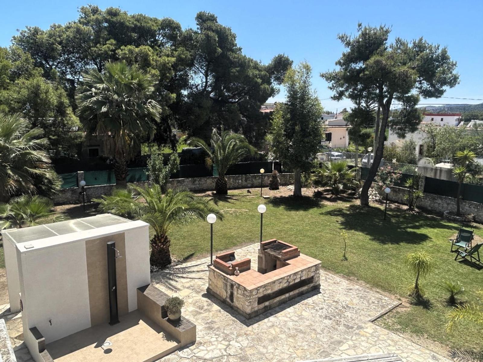 Villa Soleanna Residence ヴィエステ エクステリア 写真